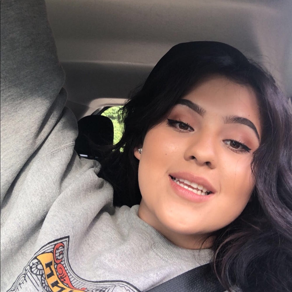 Meet your Posher, Arianna